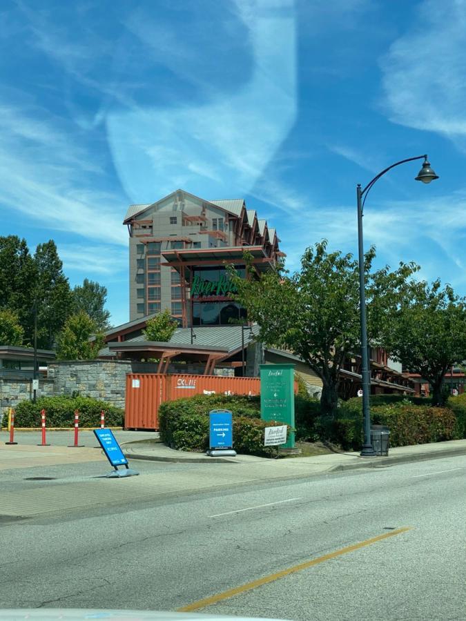 Richmond Vancouver Airport Comfy Home Exterior foto